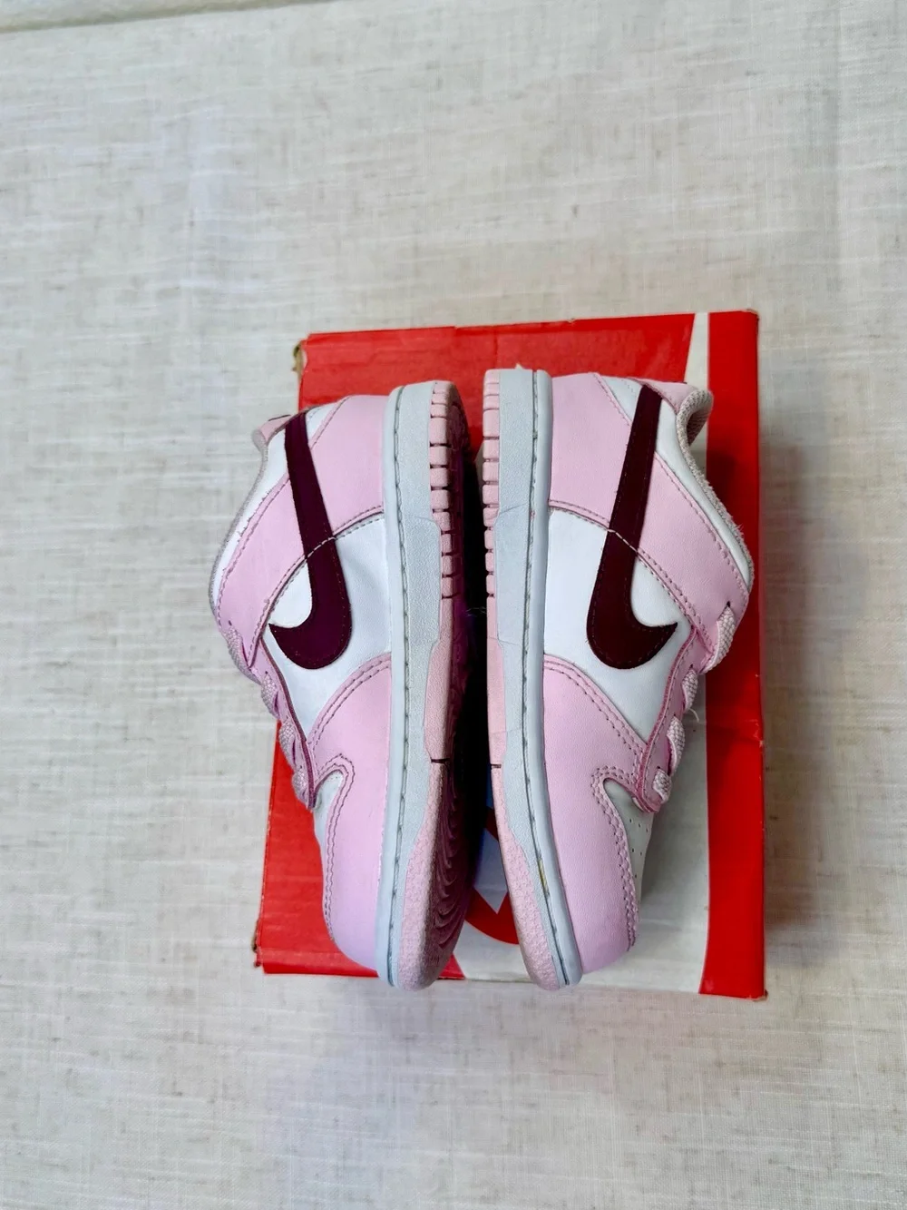 Nike classic low